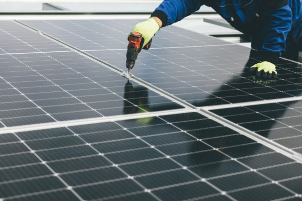Top 5 panneaux photovoltaïques pour tirer le meilleur de l'énergie solaire